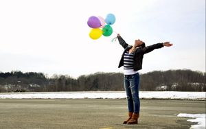 Preview wallpaper girl, balls, mood, flight