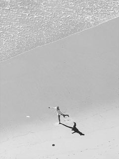 240x320 Wallpaper girl, beach, sea, bw