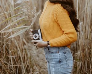 Preview wallpaper girl, camera, field, reed, style