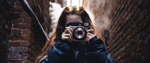 Preview wallpaper girl, camera, lens, glasses