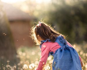 Preview wallpaper girl, child, dandelions, field