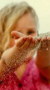 Preview wallpaper girl, child, sand, arms