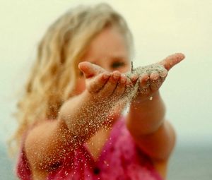 Preview wallpaper girl, child, sand, arms