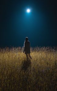 Preview wallpaper girl, field, night, moon, moonlight