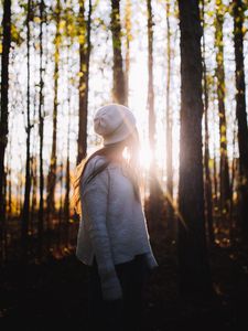 Preview wallpaper girl, forest, sunlight, trees, glare