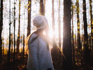 Preview wallpaper girl, forest, sunlight, trees, glare