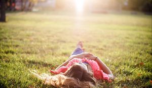 Preview wallpaper girl, grass, nature, rest, sunshine