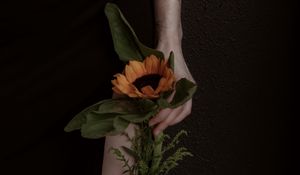 Preview wallpaper girl, hand, sunflower, flower, tattoo