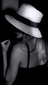 Preview wallpaper girl, hat, bw, shadow