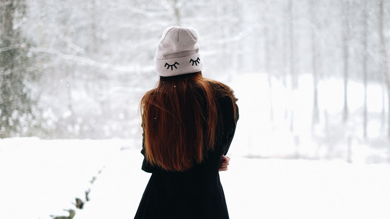 Wallpaper girl, hat, hair, snow, winter