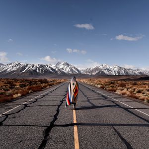 Preview wallpaper girl, mountains, road, way, solitude, california, usa