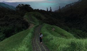 Preview wallpaper girl, path, stars, solitude, grass
