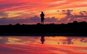 Preview wallpaper girl, silhouette, alone, loneliness, sunset