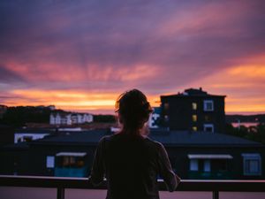 Preview wallpaper girl, silhouette, dark, city, twilight