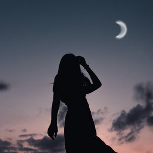 Preview wallpaper girl, silhouette, moon, dusk, dark