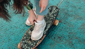 Preview wallpaper girl, skater, skateboard, style