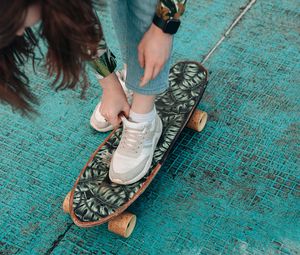 Preview wallpaper girl, skater, skateboard, style