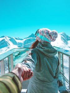 Preview wallpaper girl, snowboarder, mountains, sportswoman