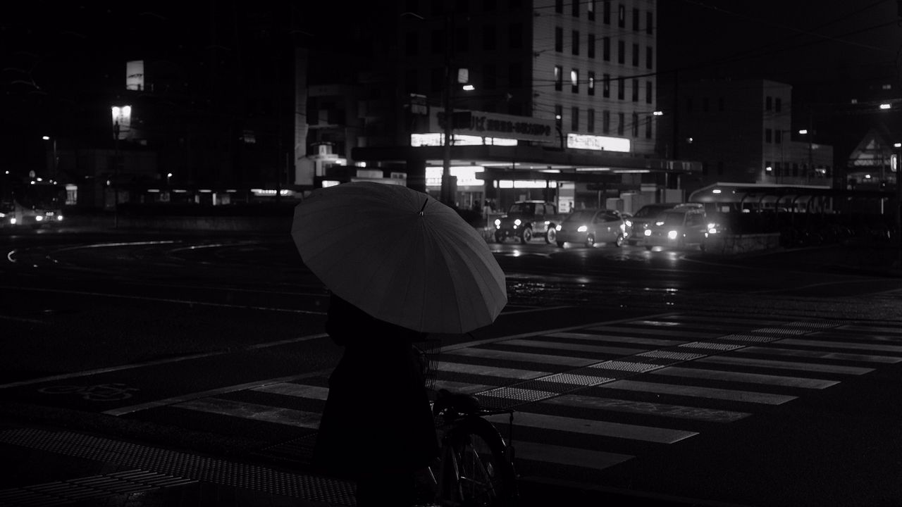 Wallpaper girl, umbrella, city, street, road, night, black and white