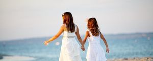 Preview wallpaper girls, children, coast, ocean, sea