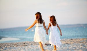 Preview wallpaper girls, children, coast, ocean, sea