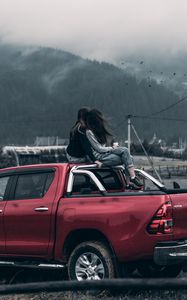 Preview wallpaper girls, journey, pickup, car, wind