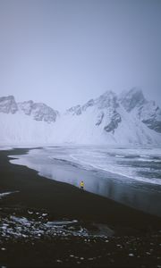 Preview wallpaper glacier, coast, snow, loneliness, iceland