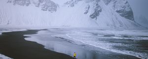 Preview wallpaper glacier, coast, snow, loneliness, iceland