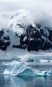 Preview wallpaper glacier, ice, snow, fog, mountain, water