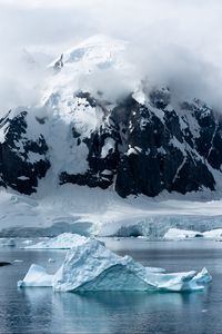 Preview wallpaper glacier, ice, snow, fog, mountain, water