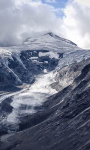 Preview wallpaper glacier, mountain, fog, clouds