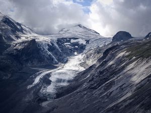 Preview wallpaper glacier, mountain, fog, clouds