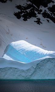 Preview wallpaper glacier, mountain, snow, antarctica