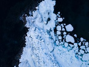 Preview wallpaper glacier, shards, ocean, aerial view