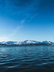 Preview wallpaper glacier, water, mountains, horizon, snowy, ice