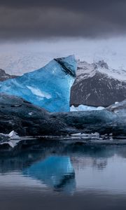 Preview wallpaper glaciers, ice, lake, landscape, nature