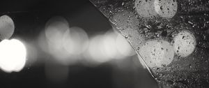 Preview wallpaper glass, broken, drops, bokeh, blur, black and white