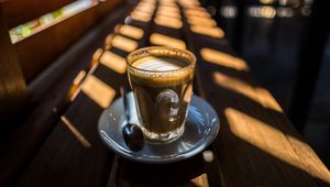 Preview wallpaper glass, coffee, light, cafe