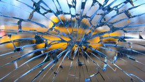 Preview wallpaper glass, cranny, broken, distortion