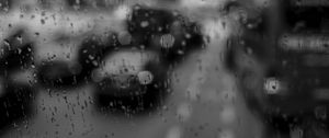 Preview wallpaper glass, drops, rain, cars, road, bw