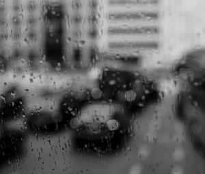 Preview wallpaper glass, drops, rain, cars, road, bw