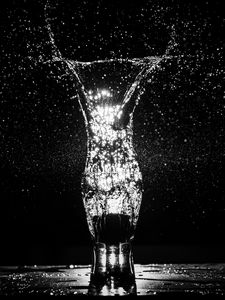 Preview wallpaper glass, spray, bw, splash, liquid
