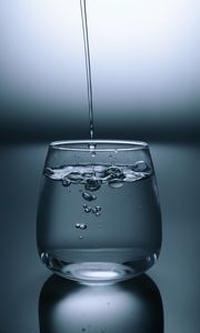 Preview wallpaper glass, water, drops, liquid, gray