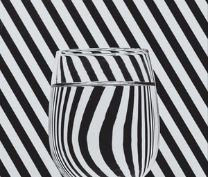 Preview wallpaper glass, water, stripes, distortion, illusion, black and white