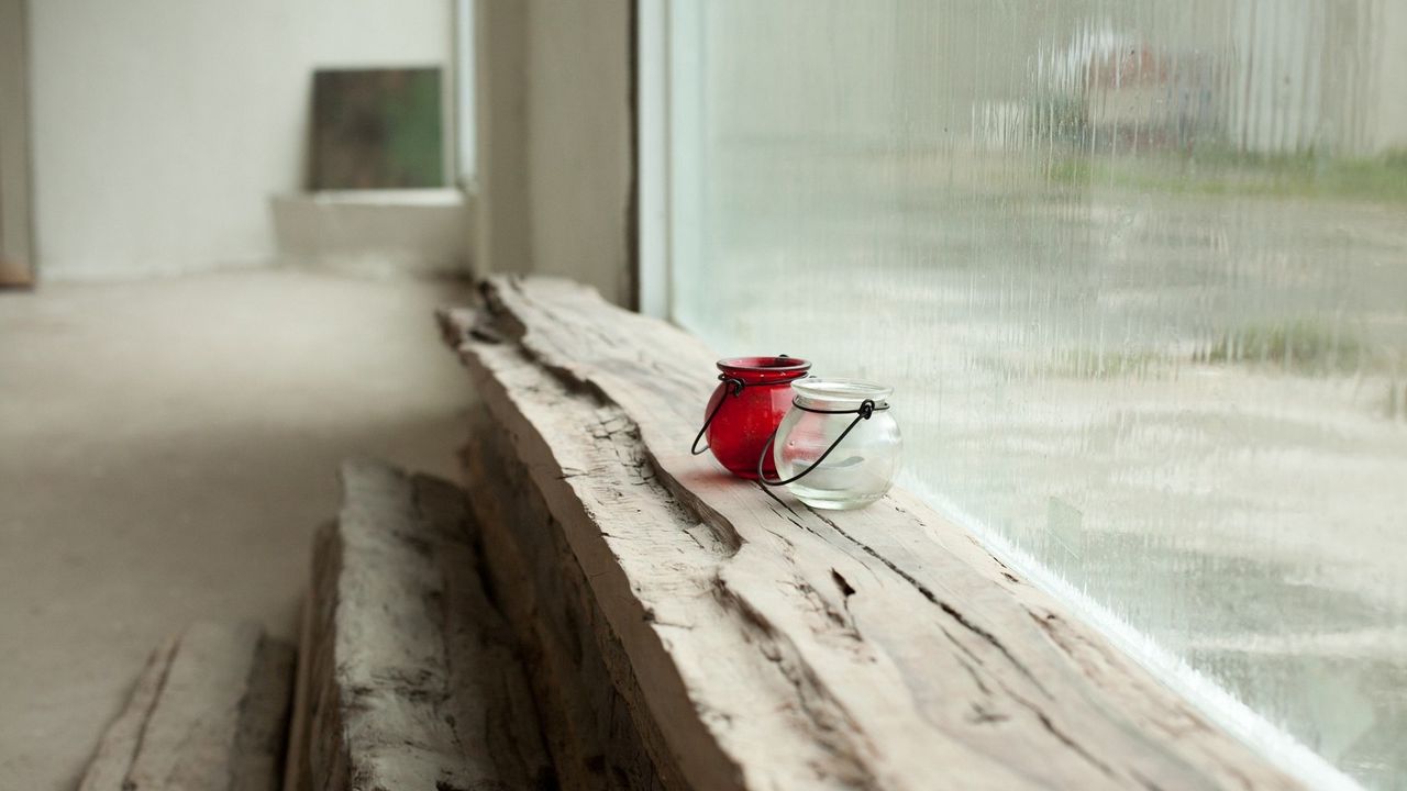 Wallpaper glass, window, vase, rain