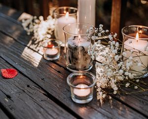 Preview wallpaper glasses, candles, flowers, table