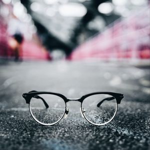 Preview wallpaper glasses, lenses, glass, blur, glare