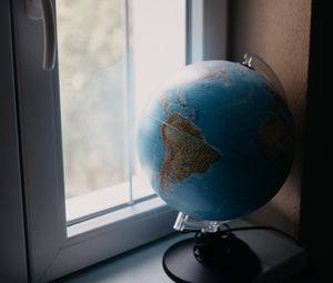 Preview wallpaper globe, map, ball, window