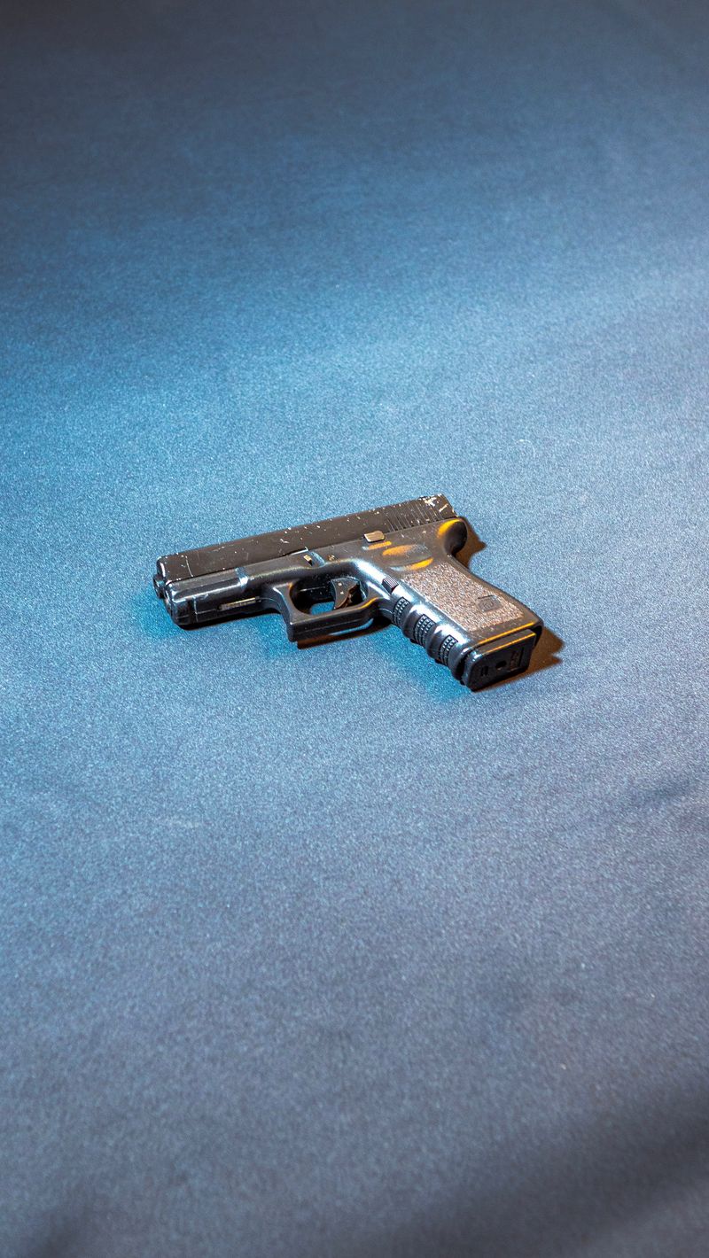 Glock 17 9 mm Pistol Wallpaper for iPhone 6 Plus