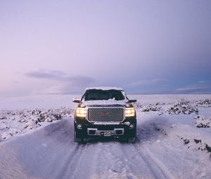 Preview wallpaper gmc sierra, gmc, pickup, suv, black, front view, snow, winter, offroad